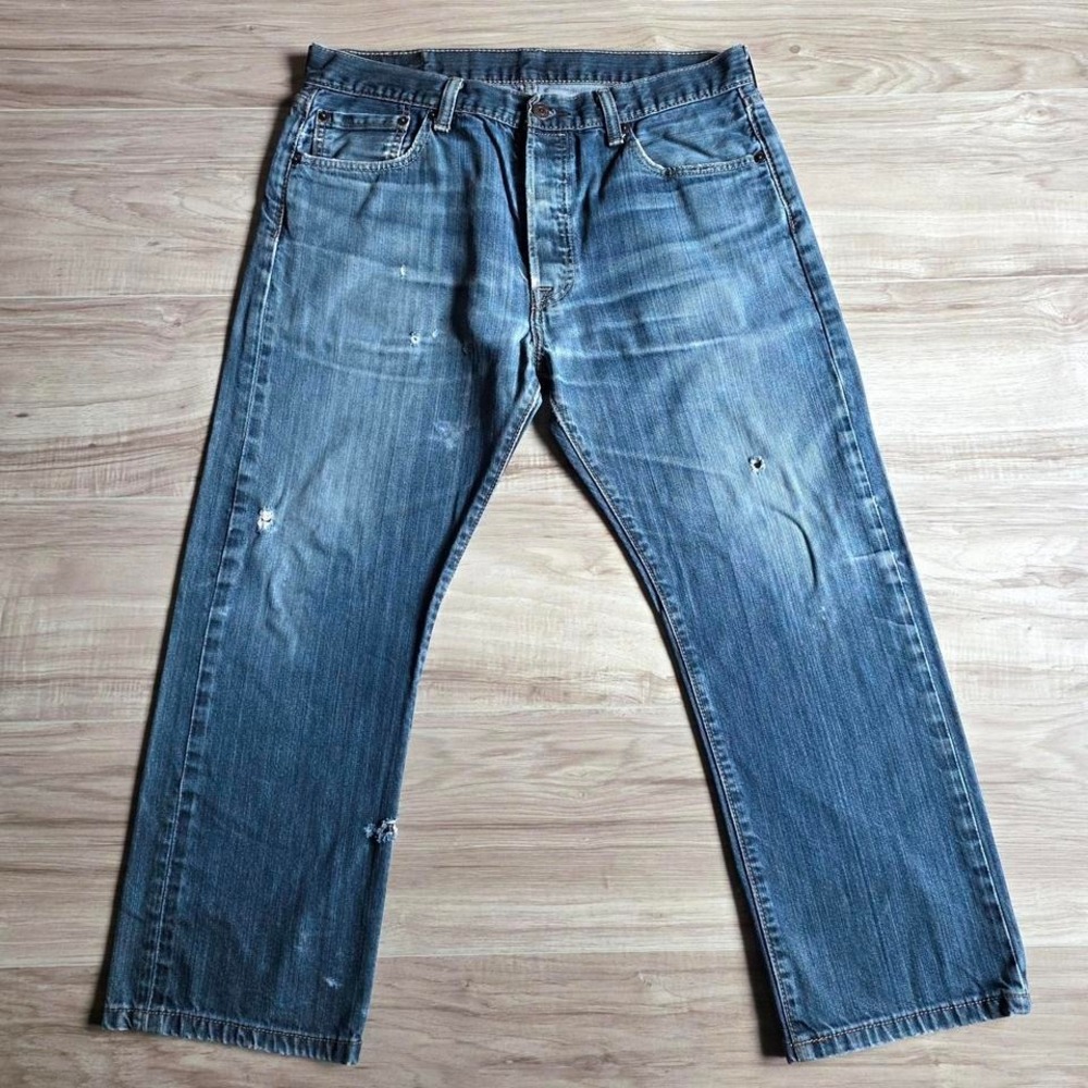 Levis 501 Distressed Jeans